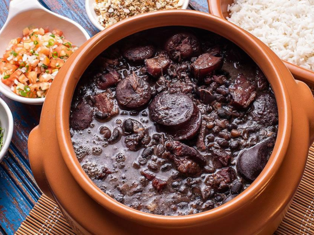 feijoada- 21 Brazilian Dishes You Need to Try When Traveling to Brazil