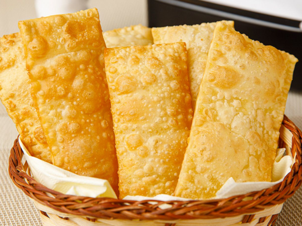 pastel- 21 Brazilian Dishes You Need to Try When Traveling to Brazil